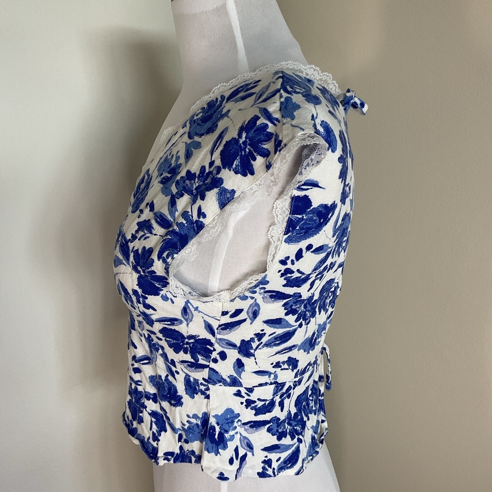 Sky to the moon Floral Plunging V-Neck Open Back Lace Trim Crop Top 100% Rayon - Picture 6 of 8